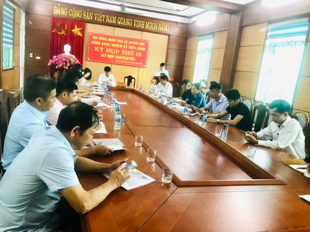 HĐND xã Quỳnh Sơn tổ kỳ họp thứ 12(kỳ họp chuyên đề) kỳ họp thứ XII khoá XXIII, nhiệm kỳ 2021-2026