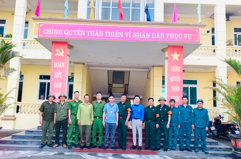 Xã Quỳnh Sơn ra quân giải tỏa hành lang an toàn giao thông trên địa bàn xã năm 2024